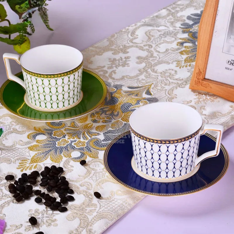 European Bone China Coffee Cup with Plate English Afternoon Tea Coffee Cup Ceramic Gold-plated Coffee Cup Kitchen Acceesories